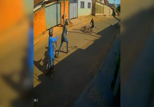 Homem de 28 anos é morto a tiros por dupla em moto em Guaraí