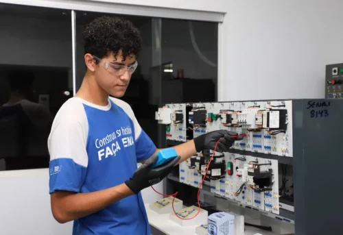 Senai oferece 1.160 vagas em cursos técnicos com bolsas de estudo no TO