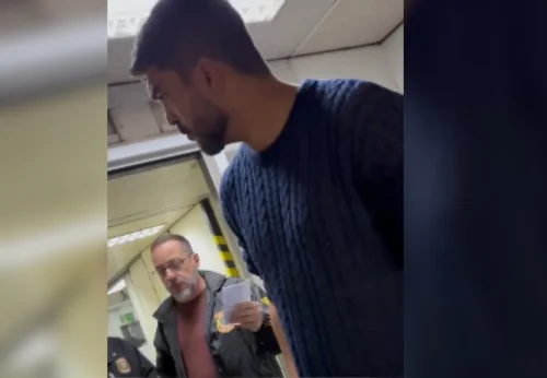 Prefeito é retirado de voo da Latam pela PF após forçar entrada em Guarulhos
