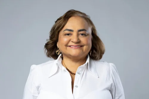 Candidata no TO erra declaração e informa ter R$ 2 bilhões