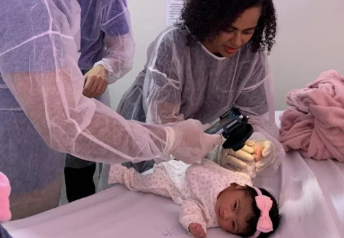 Projeto-piloto testa identificação biométrica de recém-nascidos em Palmas