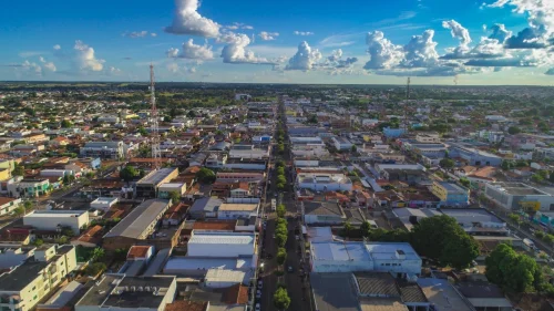 Motociclista morre após colisão frontal com carro na BR-242 em Gurupi