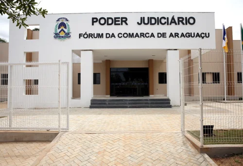 Mulher é condenada por injúria racial após ofender vendedora em Araguaçu, TO