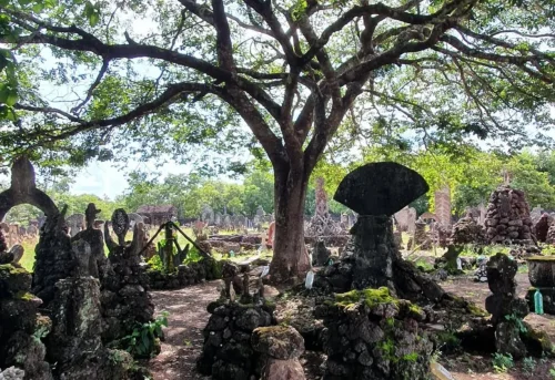 Santuário místico no Tocantins atrai visitantes com monumentos erguidos à mão por líder espiritual