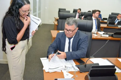 Vereador Folha solicita revitalização urgente de praça na Quadra Arno 31, em Palmas