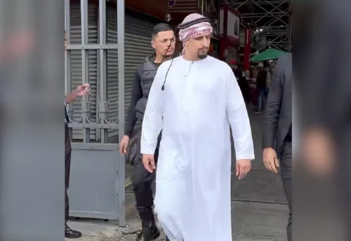 Sheik Tocantinense reúne multidão ao pagar combustível para motoboys em Palmas