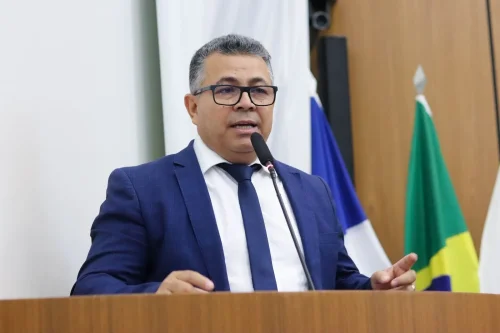 Vereador Folha pede patrolamento e cascalhamento em dois setores de Palmas